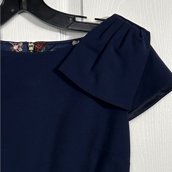 Ted Baker dress, size 1 (equiv. to 2-4), navy blue with shoulder bow, sheath - Picture 2 of 14